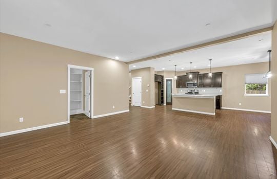 09-1827 Cyrene Dr NW-9