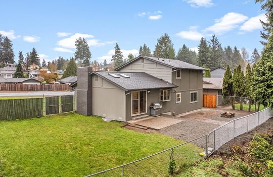 06-DJI_0134-drone-rear-backyard-touch up grass