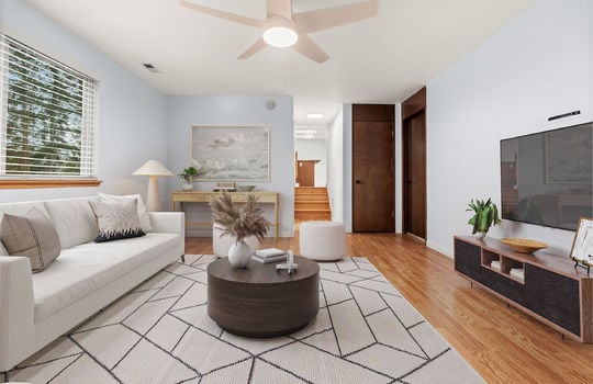 26-DSC07250-family-room-toward-stairs