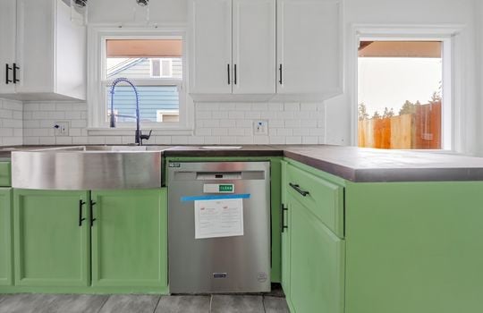 7209-S-Bell-St_09-7209 S Bell Street-9