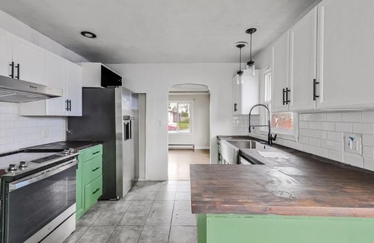 7209-S-Bell-St_12-7209 S Bell Street-12