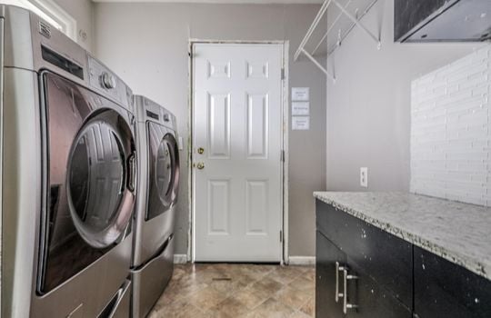 7209-S-Bell-St_13-7209 S Bell Street-13