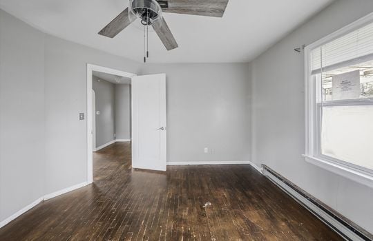 7209-S-Bell-St_23-7209 S Bell Street-23