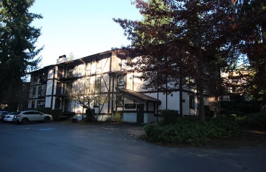 4504 Grandview Dr W unit 304, University Place WA (31)