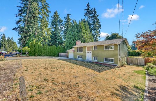 02-10207 64th Street Ct E-2