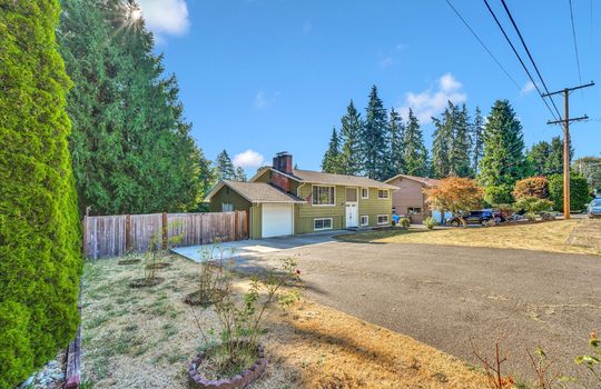 03-10207 64th Street Ct E-3