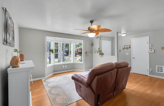 06-20116 53rd Avenue Court E-6