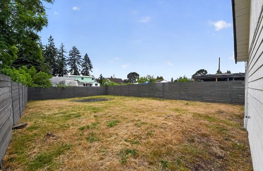 06_512_133rd_St_S-Exterior-3747