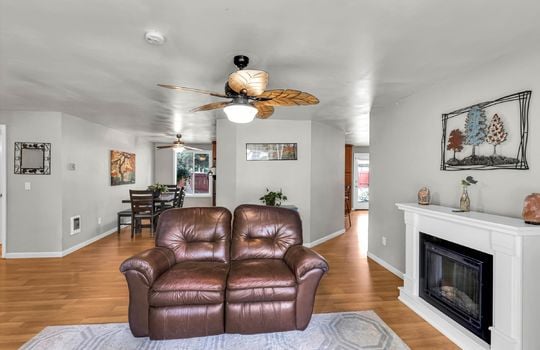 08-20116 53rd Avenue Court E-8