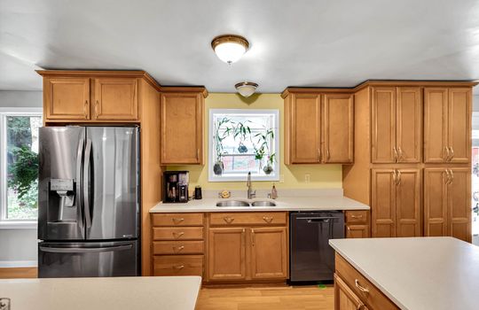 14-20116 53rd Avenue Court E-14