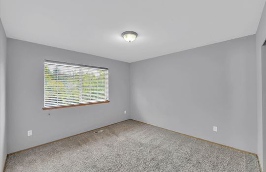 17-10728 211th Avenue Court E-17