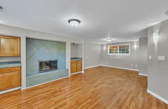 21-10207 64th Street Ct E-21