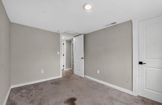 22_512_133rd_St_S-Bedroom-3795