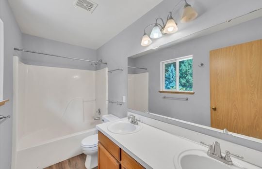 23-10728 211th Avenue Court E-23