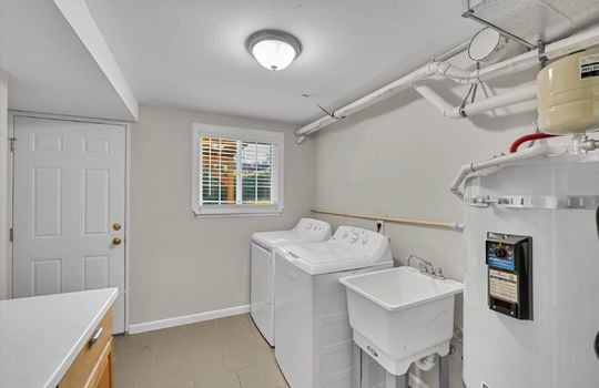 24-10207 64th Street Ct E-24