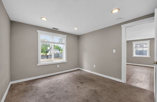 28_512_133rd_St_S-Bedroom-3780