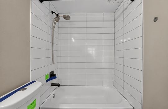 30_512_133rd_St_S-Bathroom-3786