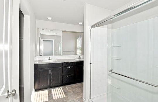 016 - Bathroom