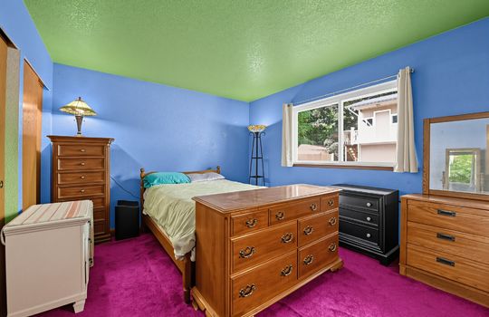 23_20901_116th_St_E-Bedroom-4671