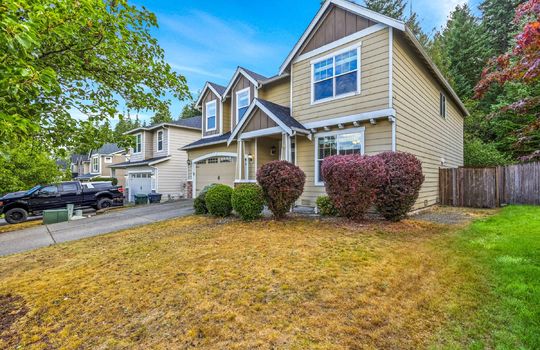 02-20615 95th Avenue Court E-2