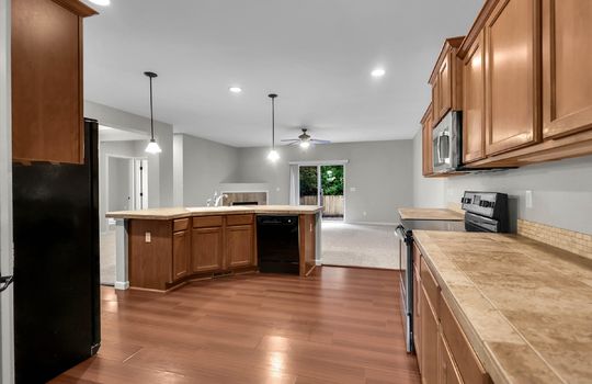 11-20615 95th Avenue Court E-11