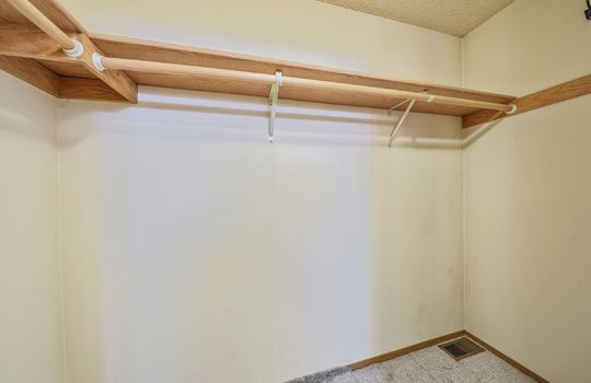 11-31616 3rd Pl S-11