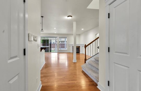 11-4712 204th St Ct E-11
