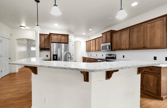 13-4712 204th St Ct E-13