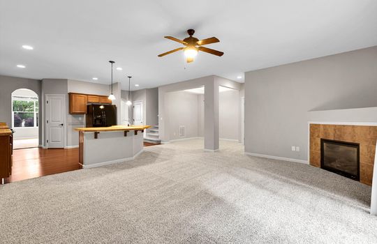 17-20615 95th Avenue Court E-17