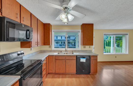 19-32711 1st Ave S-19