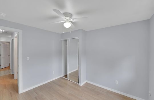 19-7236 163rd St E-19