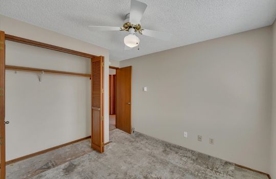 35-32711 1st Ave S-35