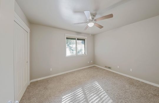 36-18301 62nd St E-36