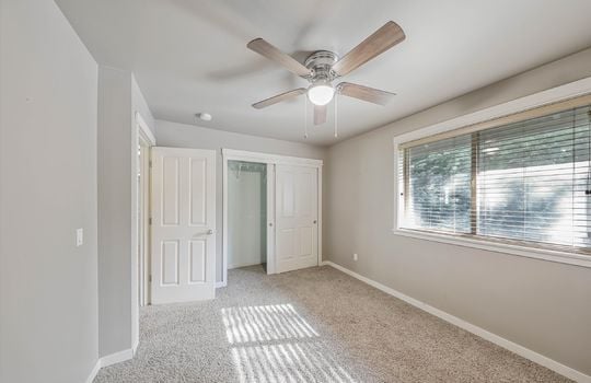 38-18301 62nd St E-38