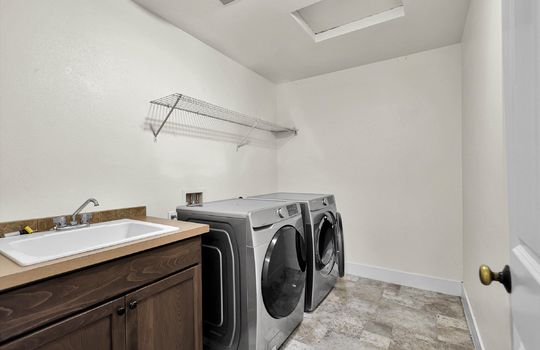 54-4712 204th St Ct E-54