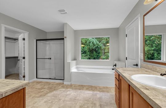 56-20615 95th Avenue Court E-56