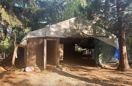 Exterior workspace 2 - 353rd