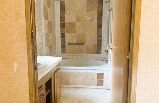 primary Bath - 353rd