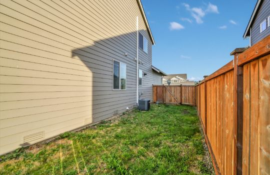 12-410 Buell St SW-12