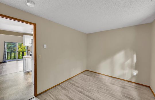 17-4511 Murphy Dr NW-17