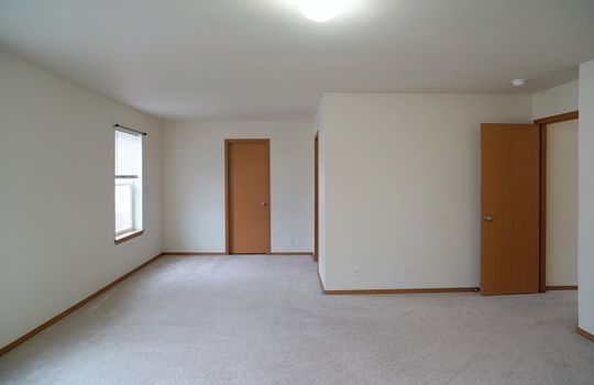 21-primary-bedroom-2