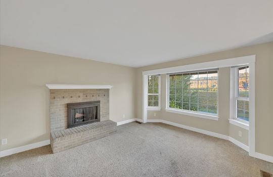 37-11625 151st Ave Ct E-37