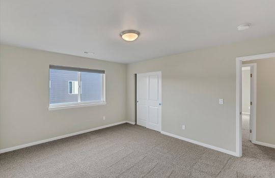 44-410 Buell St SW-44