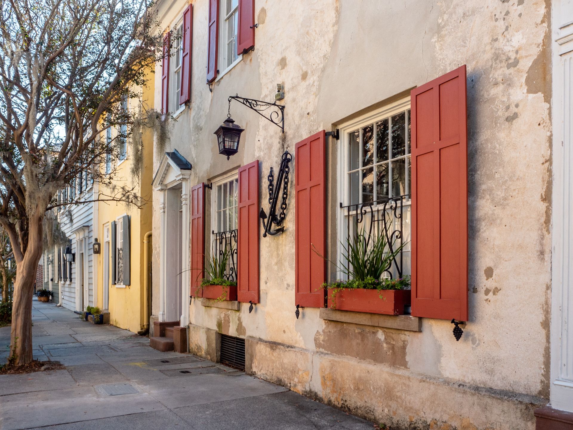 Charming old house in historic downtown