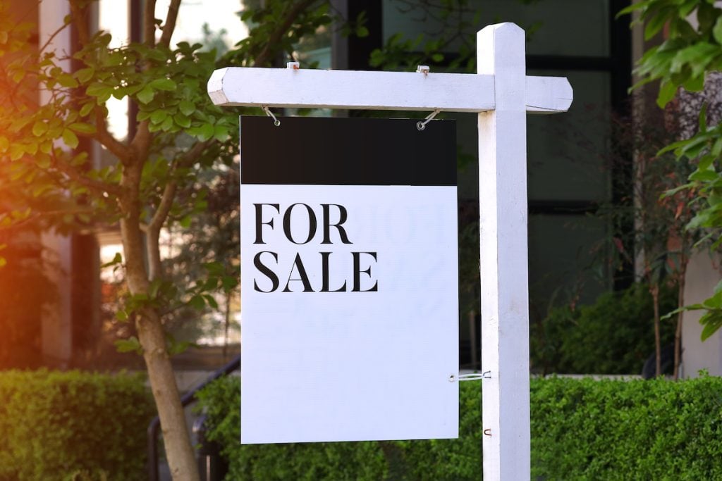 modern-for-sale-sign-1024x683