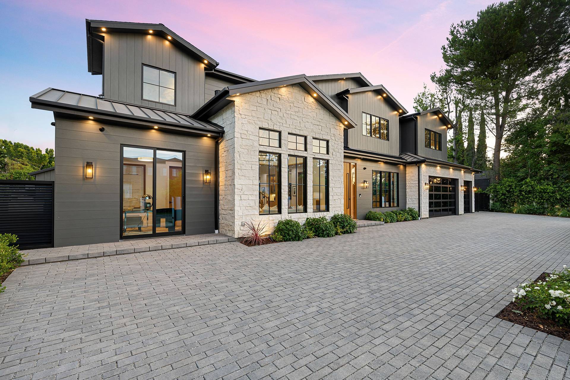 Home_exterior-1