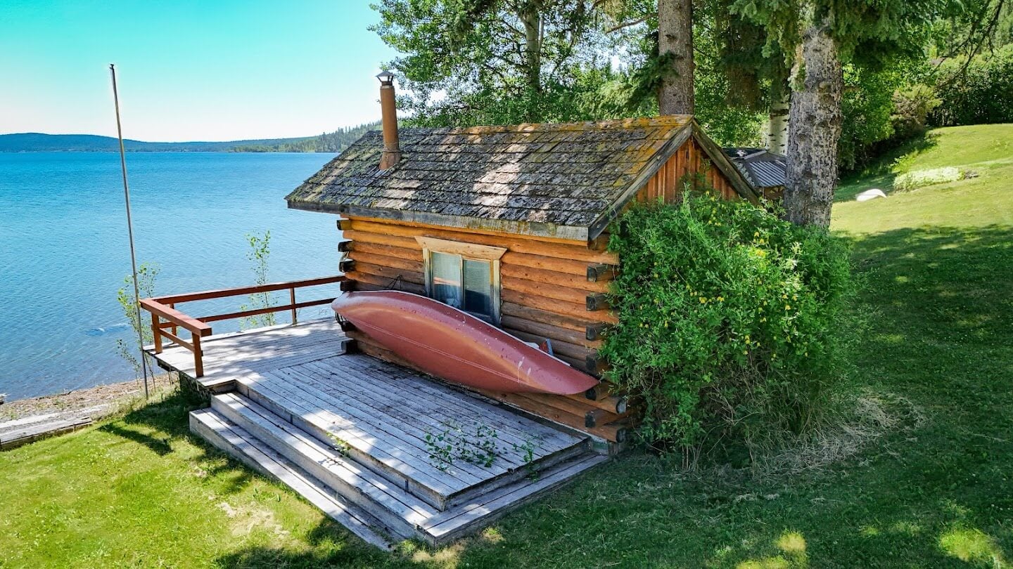 Boat-House-Horse-Lake-100-mile-House