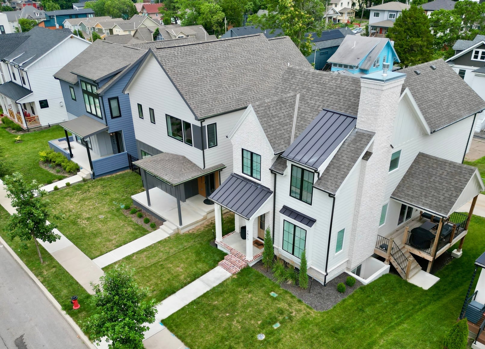 nice houses in modern neighborhood midwest