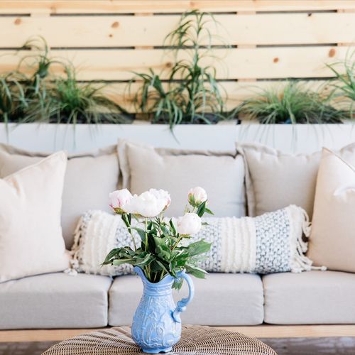 Top Reasons to Choose Dayna Simmons Real Estate for Patio Homes