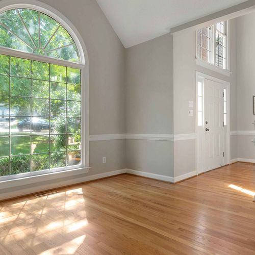 Who Can Help Buyers Find a Home in Orange, TX?